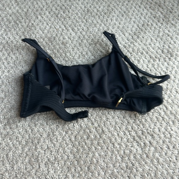 bikini bundle!! - Picture 16 of 17